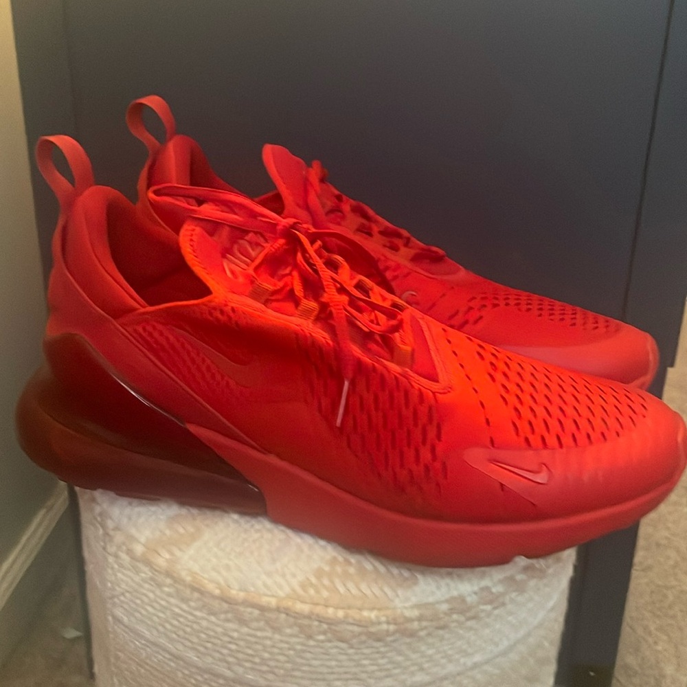 Nike Air Max 270